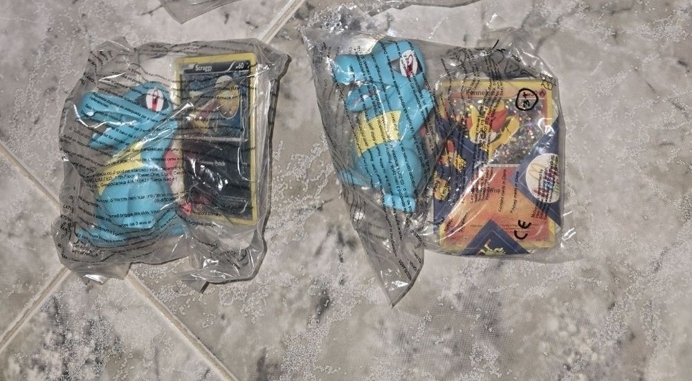 Pokemon Totodile + Carta (novos)