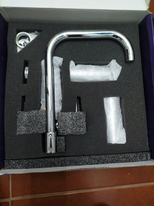 Vendo torneira misturadora de cozinha com filtro