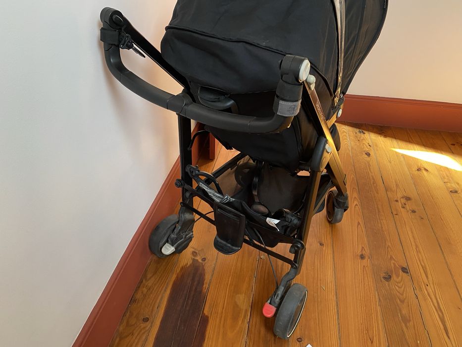 Carrinho Bébé Confort Loola 3 + alcofa + CabrioFix + adaptadores