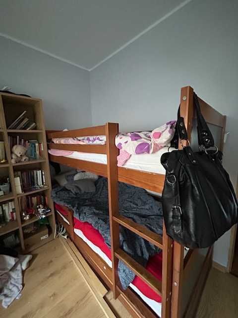 Podwójne  łóżko  dlugość 2 m
