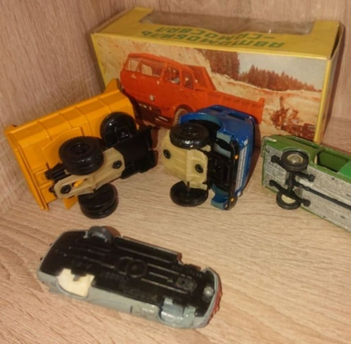 Продам масштабные модели автомобилей 1:43 СССР