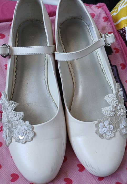 Buty komunijne r 36