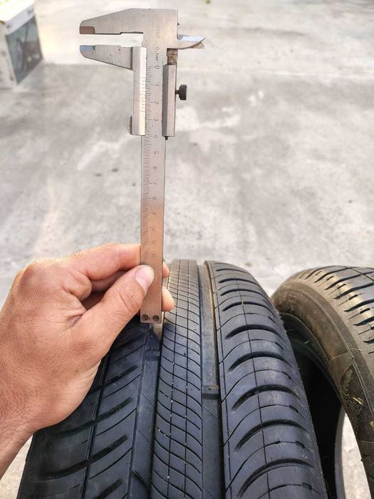 Шини Michelin 2шт (185/60/R14)