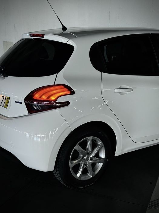 Peugeot 208 1.6 Hdi 2016/07