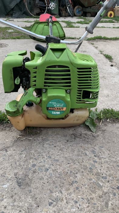 Продам бензокосу PROCRAFT T4200