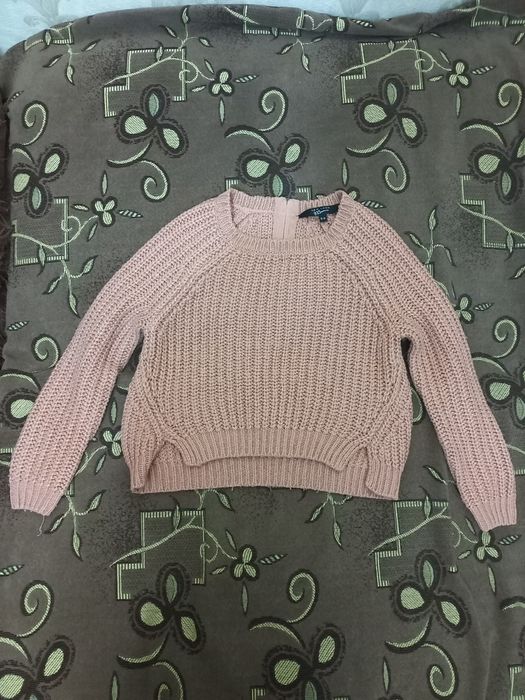 В'язаний світер для дівчинки