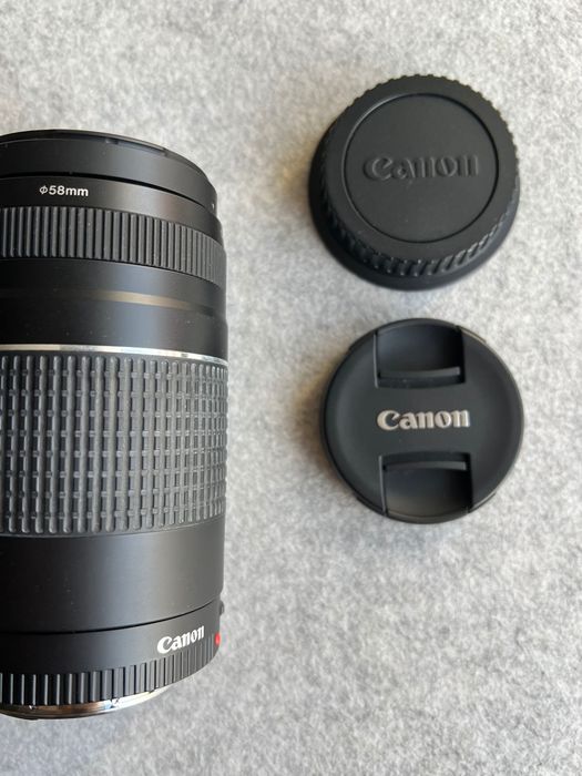 Objectiva Canon | Canon Zoom Lens EF
75-300mm f / 4-5.6 III