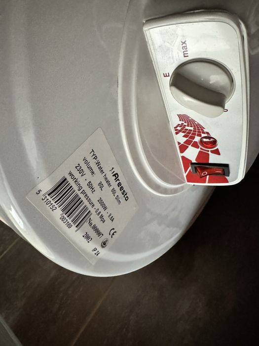 Водонагреватель ( бойлер) электрический Areesta Slim 80 I