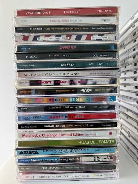 conjunto de 100 Cd´s de música