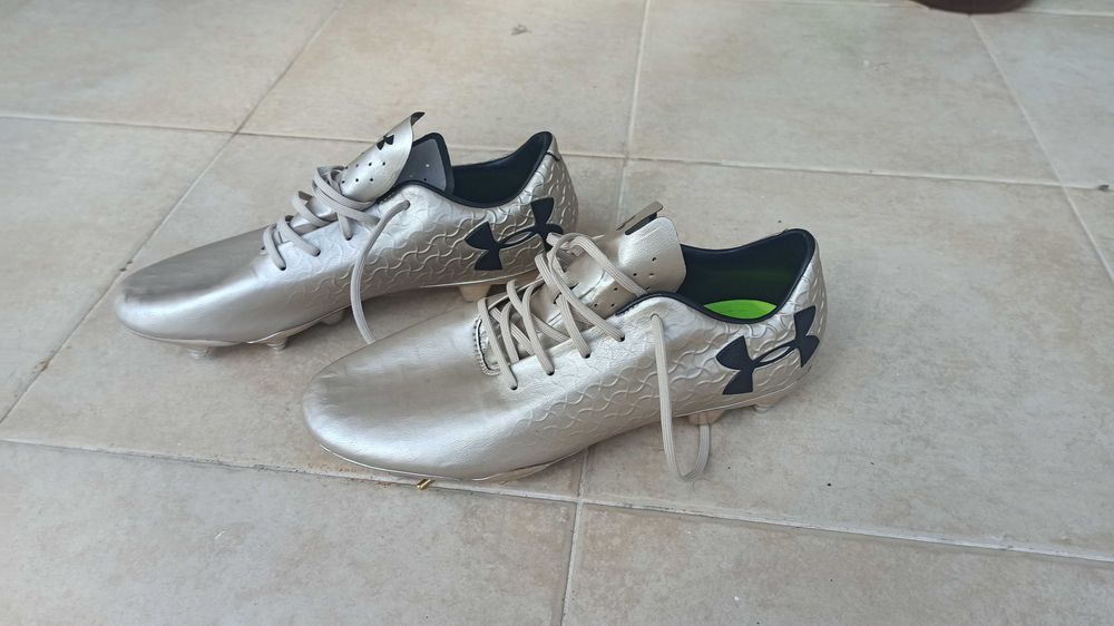Botas Futebol Under Armour Magnetico Pro