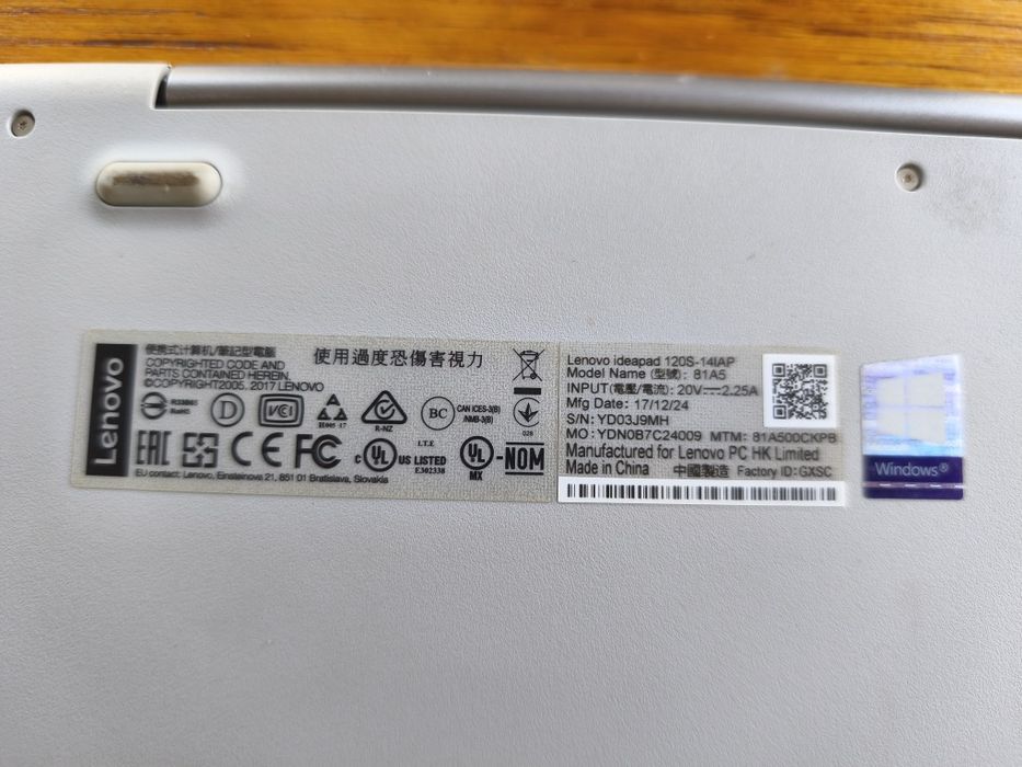 Sprzedam dwa komputery Lenovo i Samsung