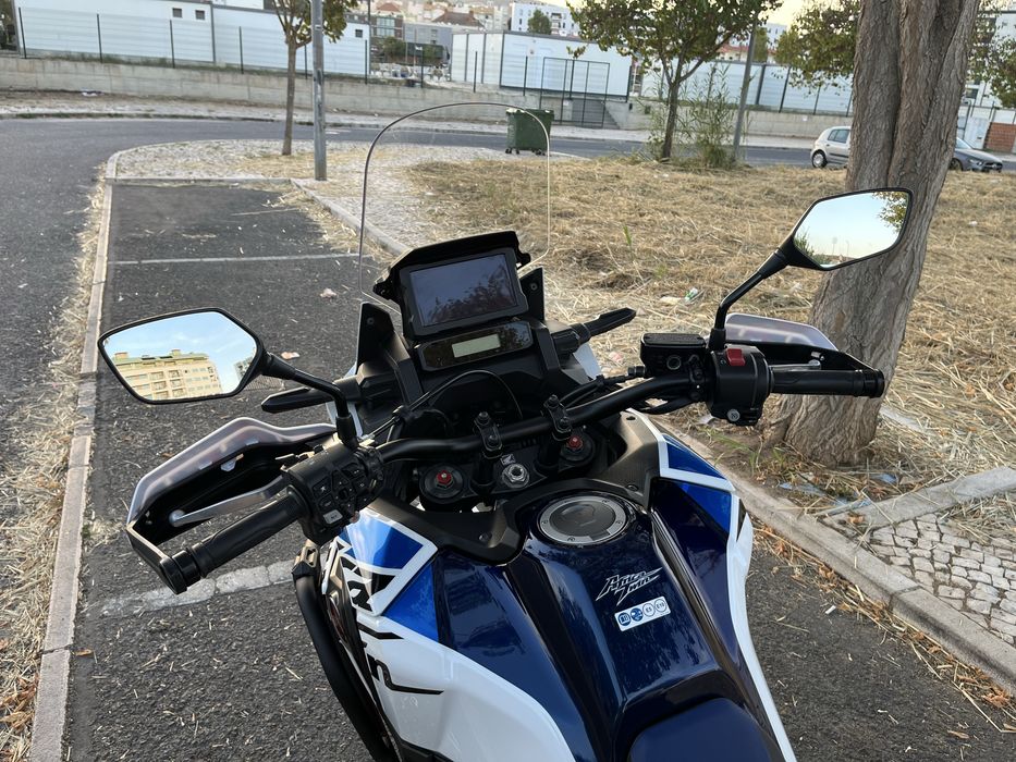 Honda Africa Twin CRF 1100L Tricolor