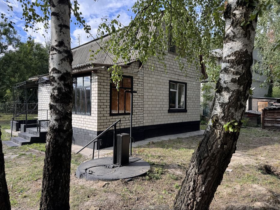 Будинок дача 20 км від Черкас. Ідеальна дорога, вихід в ліс