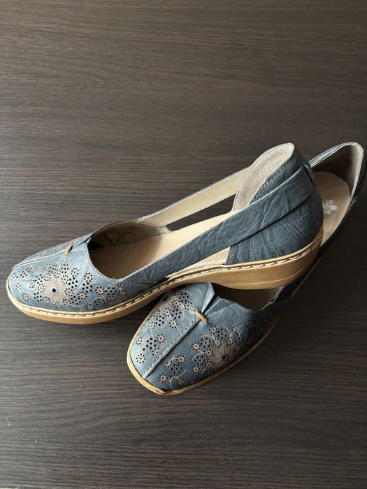 Rieker skórzane wiosenne Blue r 42