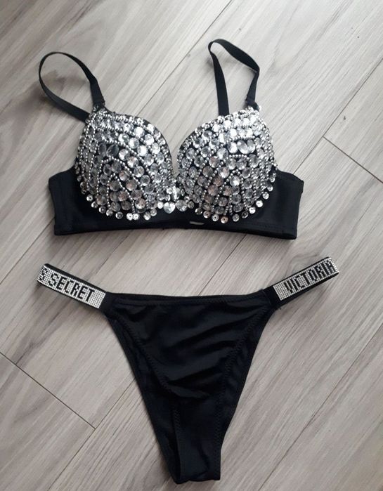 Strój Victoria's Secret