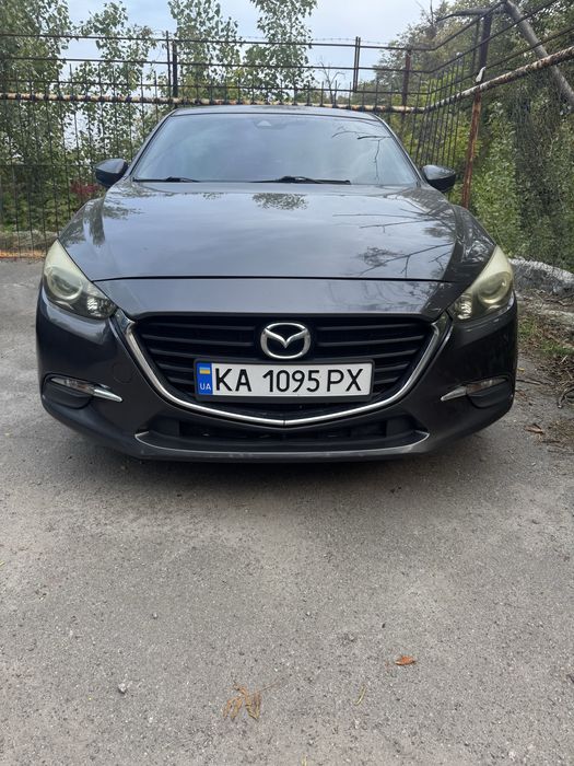 продам машину Mazda 3