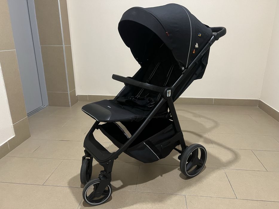Прогулянкова коляска Carrello Bravo 2023