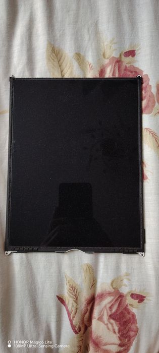 Екран на Ipad 6+2 корпуси