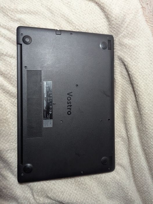 Ноутбук DELL Vostro 15 3000