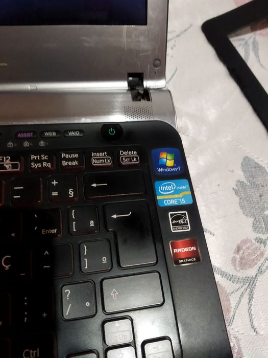 Portátil Sony waio core i5 para arranjar