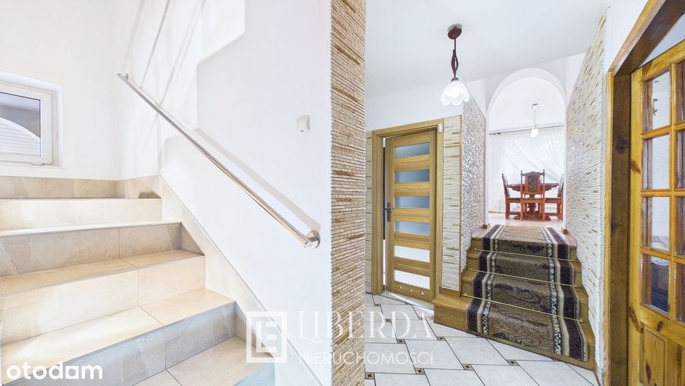 Dom 280 m2 z lokalem usługowym, Milejów
