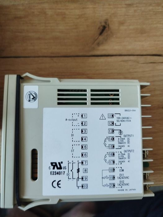 Termoregulator SHIMADEN