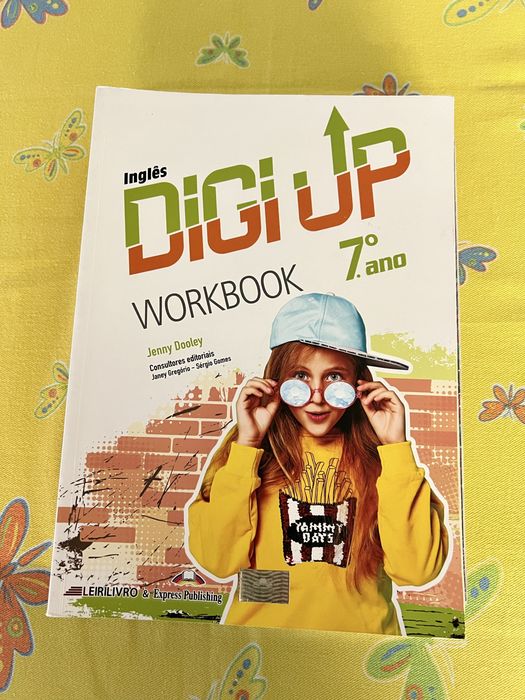 Livro escolares do 7 e 8 ano