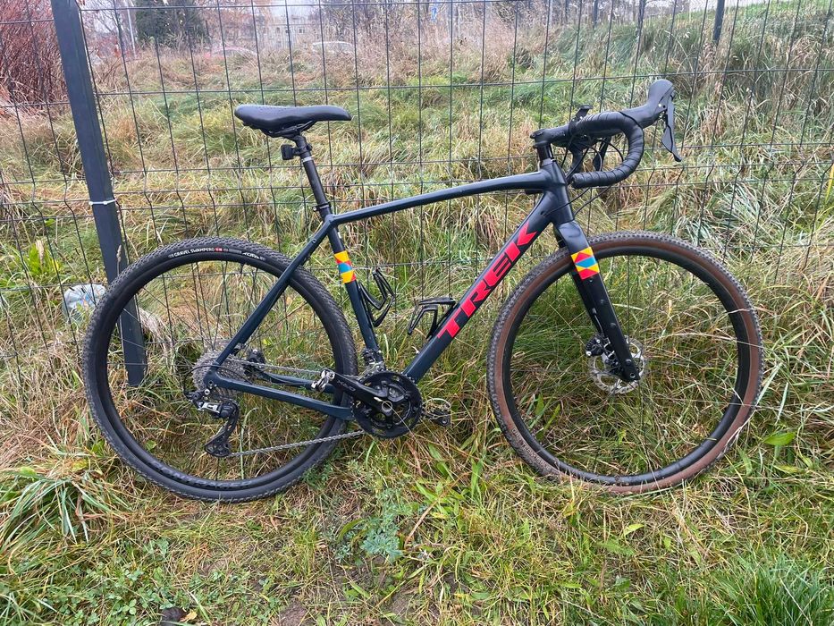 Trek Checkpoint ALR 5 2022, GRX 2x11 Gravel + Wahoo Elemen Roam