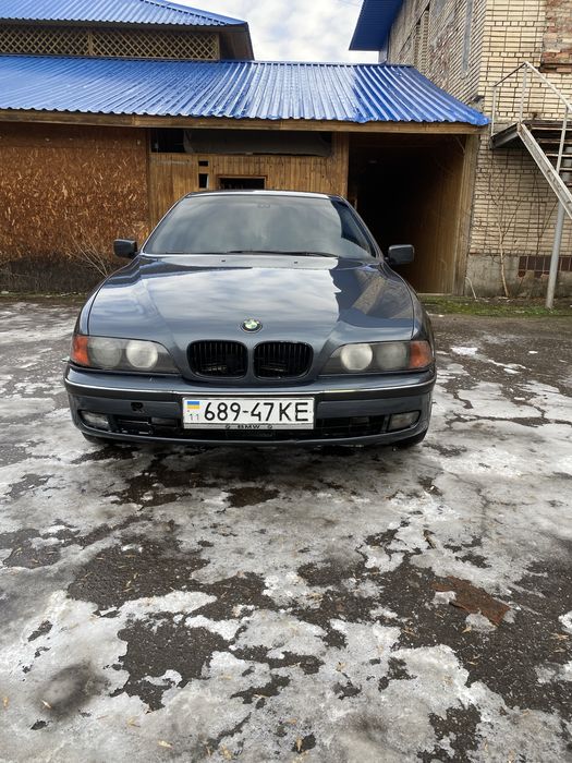 Бмв  е39.