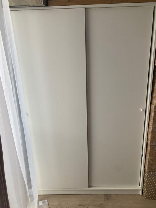 Szafa Ikea drzwi przesuwane