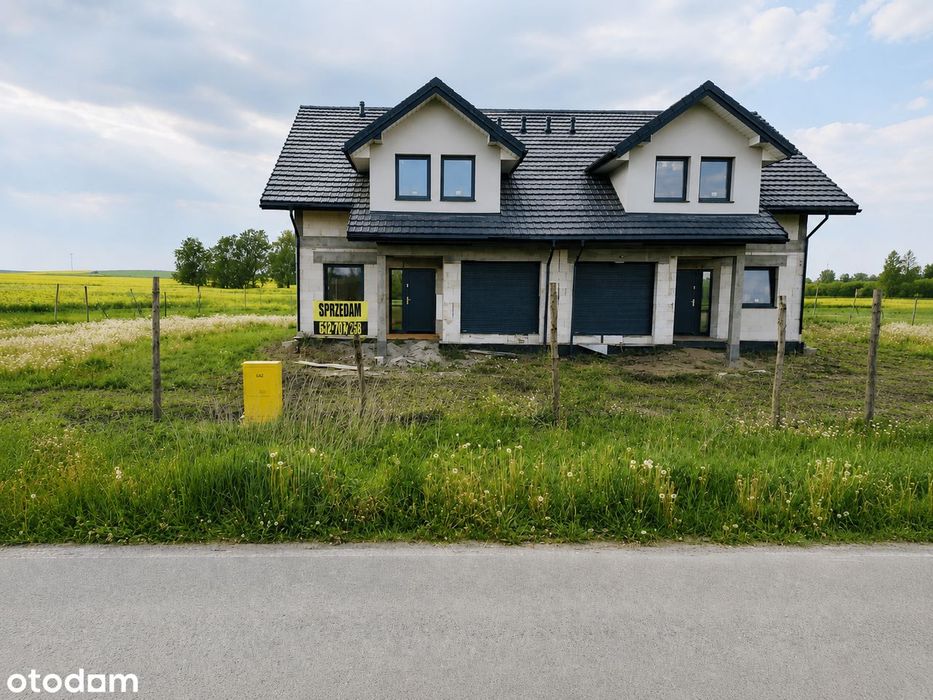 Dom w zabudowie bliźniaczej 140 m² – działka 750 m² , 10 min od Chełma