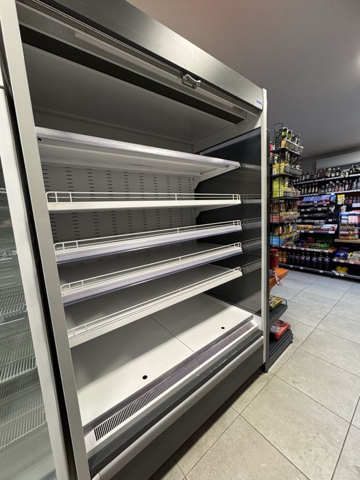 Терміновий продаж! Холодильна вітрина