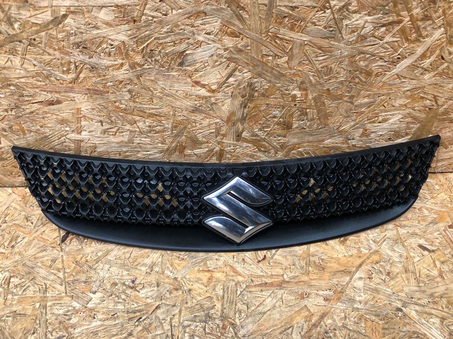 Grill/atrapa/kratka zderzaka Suzuki Sx4