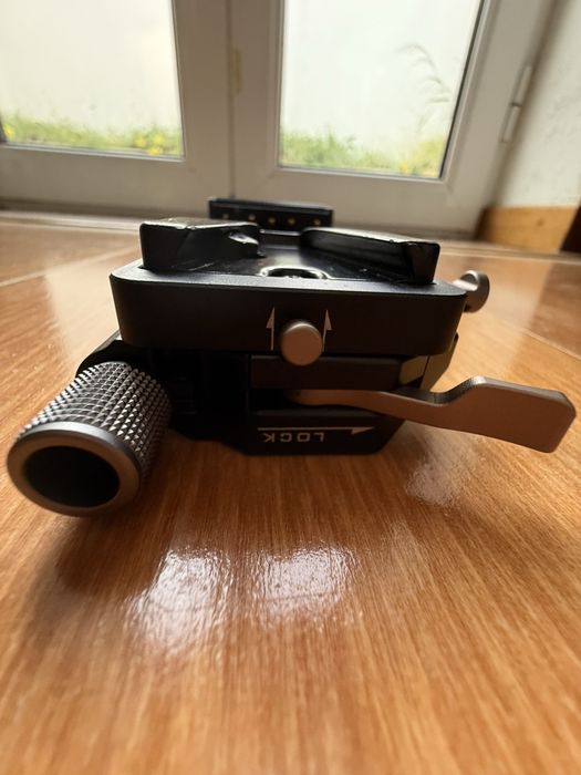 Placa de Bateria V-Mount para DJI RS 3 – TGA-PPK-V