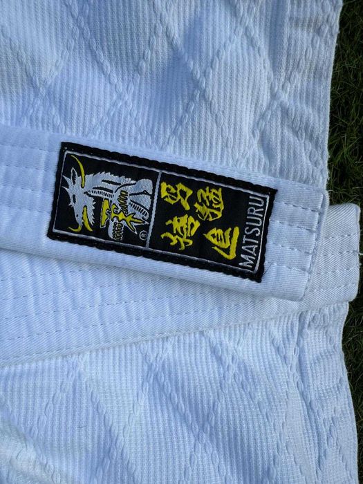 Kimono, Calças e Cinturão Krav Maga MATSURU - NOVO PREÇO