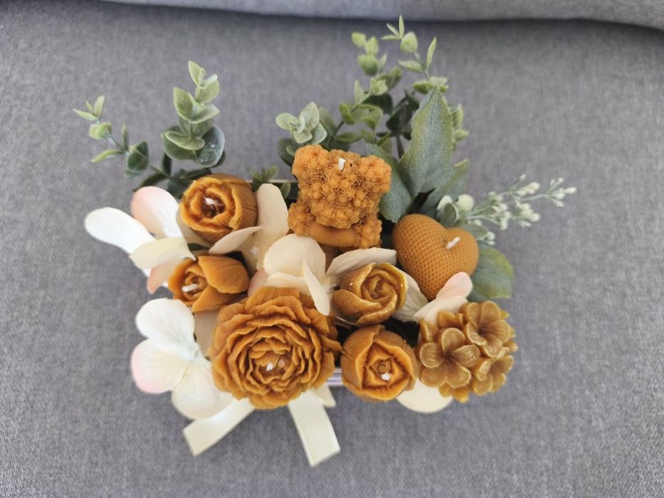 Arranjo de flores de cera perfumada