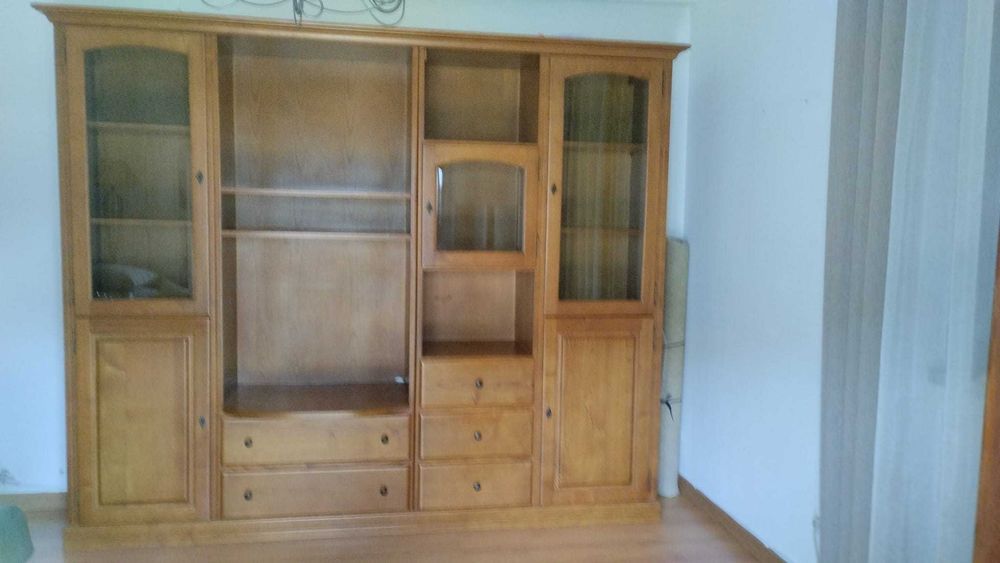 Movel de sala em cerejeira
