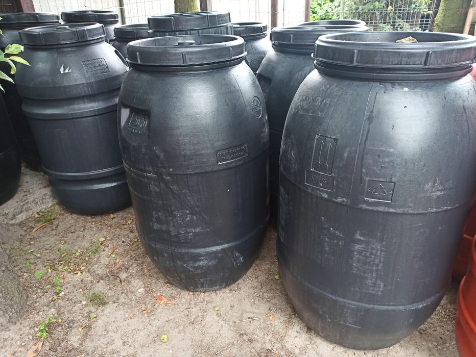 BECZKI , beczka plastikową po spożywce POJ.220l