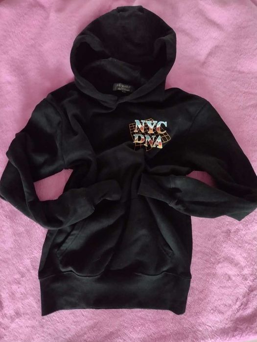 Czarna bluza kangurka roz. S/36 **NYC DNA**