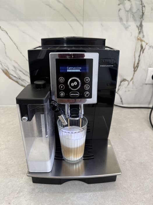 Ekspres do kawy Delonghi Cappuccino ECAM 23.450.B  bdb stan