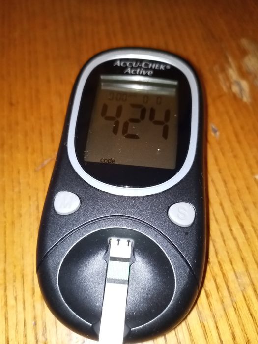 Глюкометр Accu-chek Active