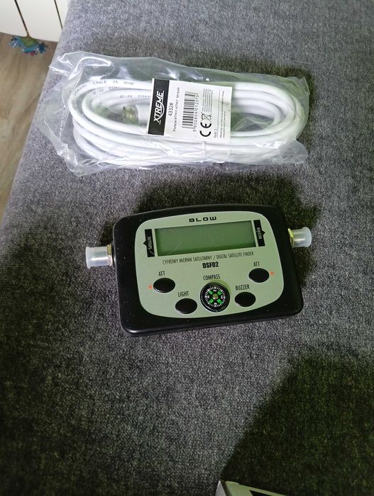 Cyfrowy miernik satelitarny BLOW DSF02 + przewód 3 m