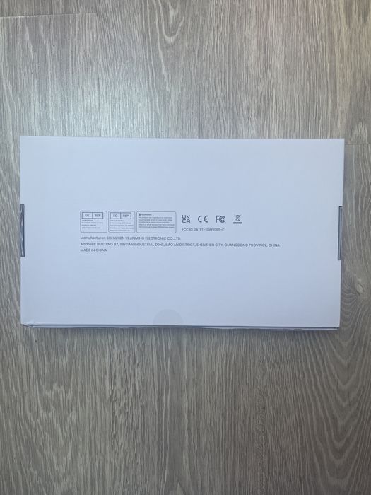 Frameo 10.1" Smart WiFi Digital Photo Frame (Model 112K)
