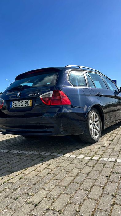 BMW 320 — fotografia 2