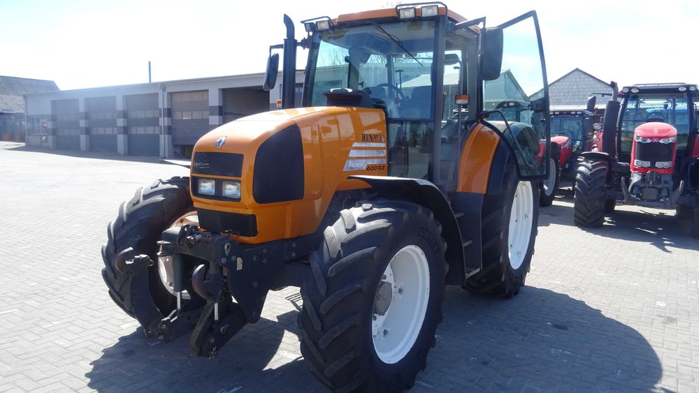 Renault Ares 630RZ sprowadzony 2000r. 4x4 TUZ
