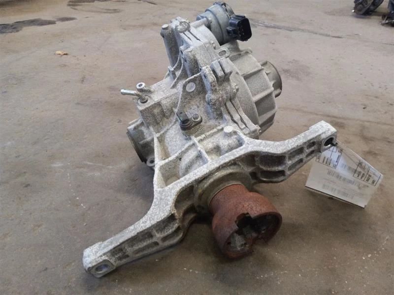 Задній мост Ford Escape 2020-2024