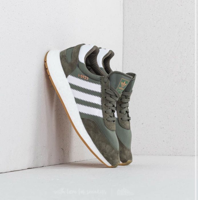 Кросівки adidas i-5923 iniki 40-41