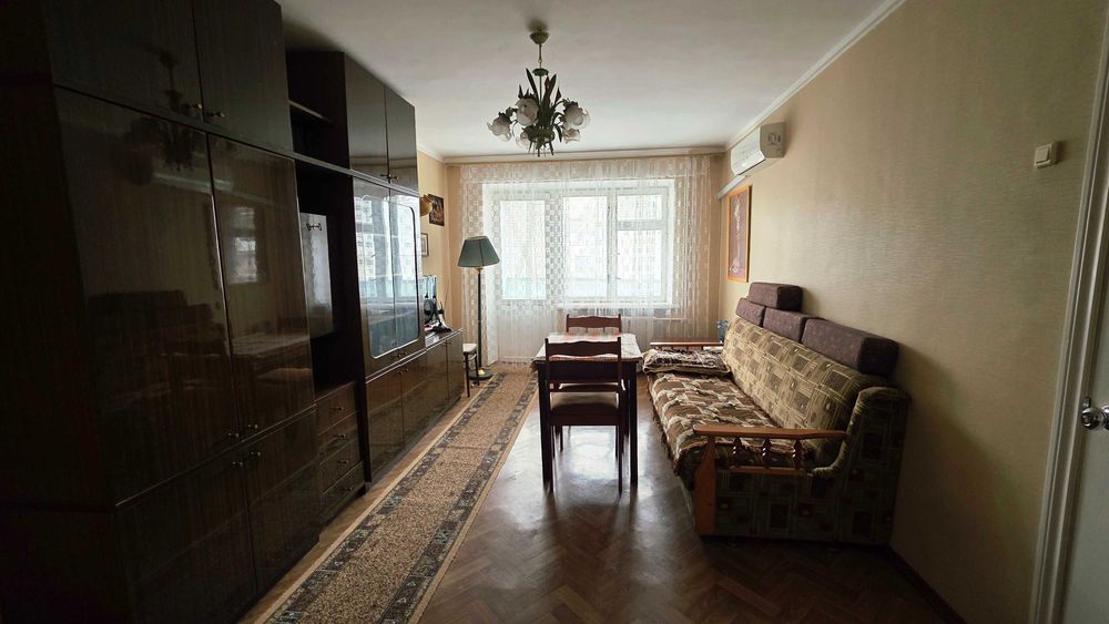 Продаю 3 кімнатну квартиру 63 м.кв., Центр, вул. Шосейна
