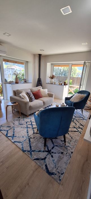 Sofá 2 lugares, cor bege