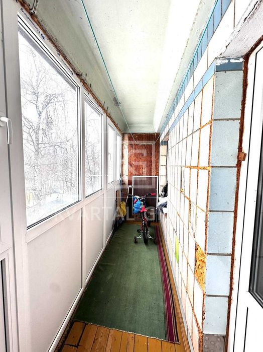 Продаж великої 2 кімнатної квартири в центрі